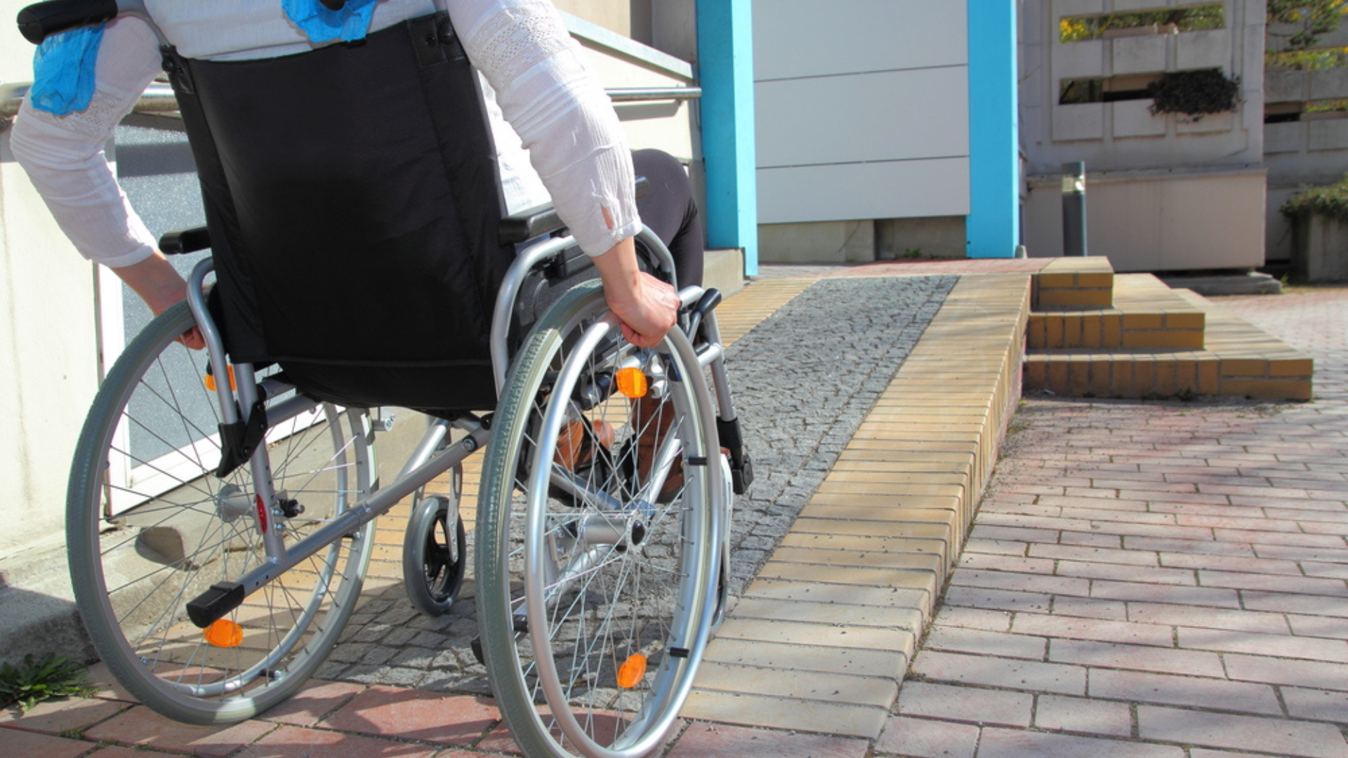 Foto : Ilustrasi Ramah Disabilitas. Sumber Foto : lokadata.id