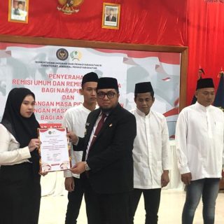 Foto: 605 Warga Binaan Rutan Tanah Grogot Terima Remisi HUT RI ke-80. Sumber: Istimewa.