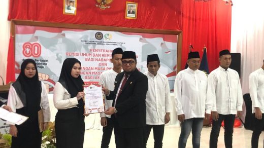 Foto: 605 Warga Binaan Rutan Tanah Grogot Terima Remisi HUT RI ke-80. Sumber: Istimewa.