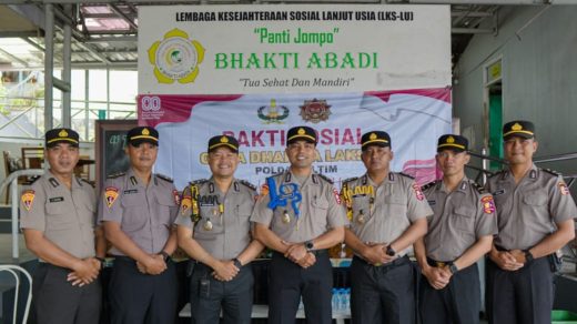 Foto: Siswa SIP 54 Gelombang II Resimen Citta Dharma Laksita Polda Kaltim Lakukan Bakti Sosial. Sumber: Istimewa.