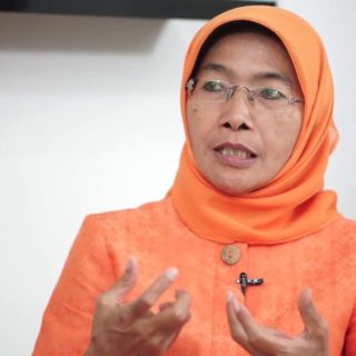 AFoto: Ketua Komnas Perempuan, Maria Ulfah Anshor. Sumber: Youtube.