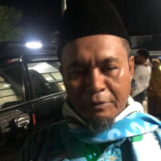 Foto: Kamirin, marbot di Masjid Nurul Huda, Desa Suliliran Baru, Kecamatan Pasir Belengkong, Kabupaten Paser. Sumber: Istimewa.