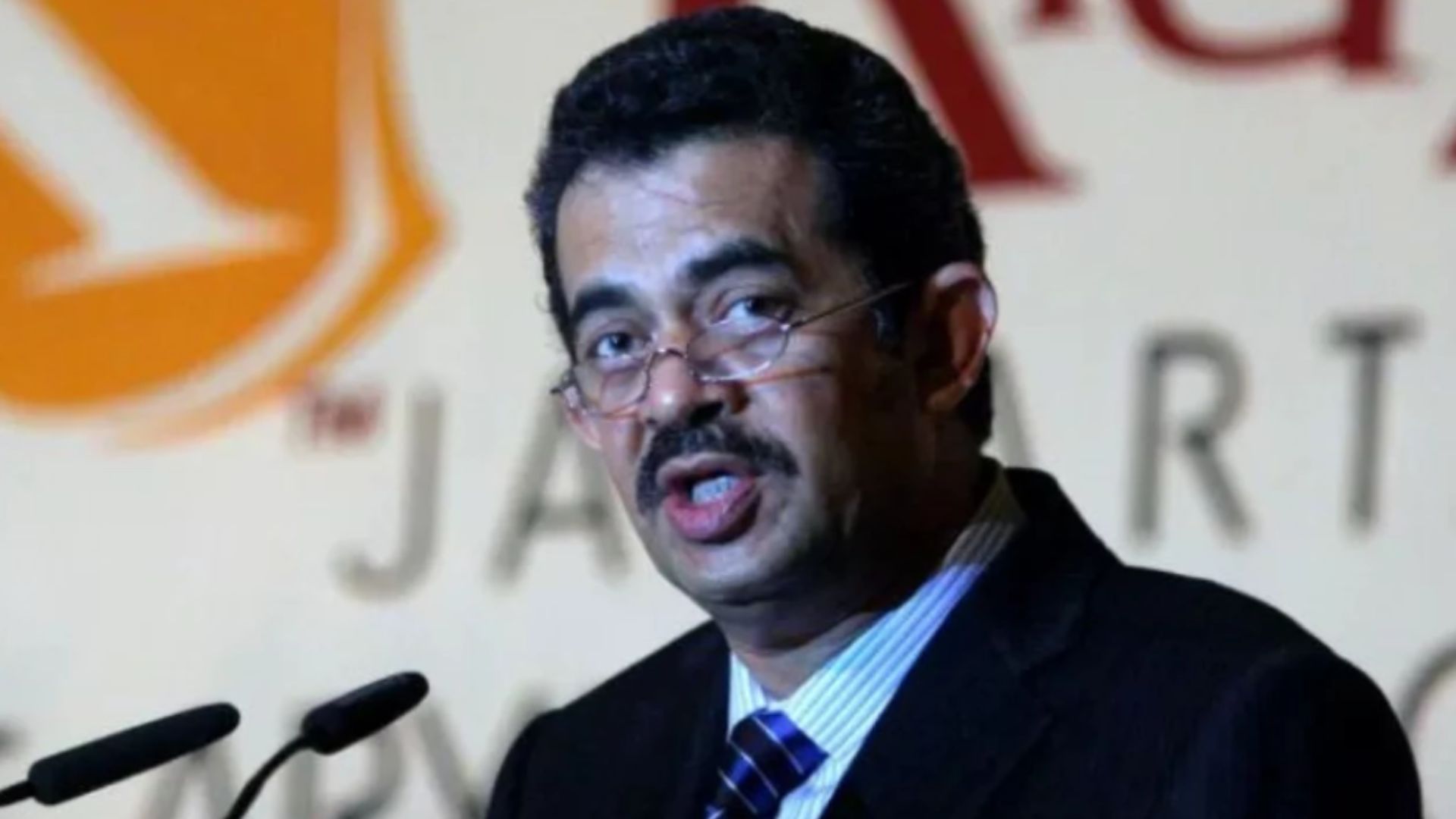 The Gasoline Godfather: Jejak Panjang Riza Chalid di Balik Mega Korupsi ...