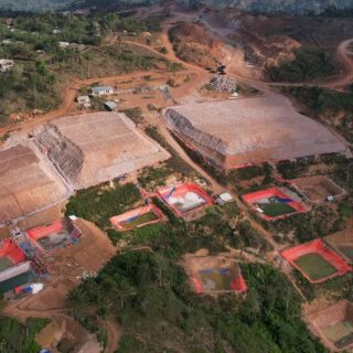 Foto: Bahlil Minta KPK Bertindak Soal Tambang Emas Ilegal di Mandalika. Sumber: Istimewa.