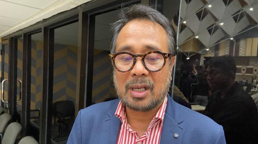Foto: Ketua Komisi II DPRD Kaltim, Sabaruddin Panrecelle. Sumber: Rfh.