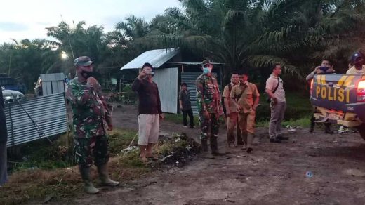 Foto: Bentrokan di lahan eks PT BS, Dusun IV Rintis, Desa Bontang, Kecamatan Bonai Darussalam, Kabupaten Rokan Hulu (Rohul), Provinsi Riau. Sumber: Istimewa.
