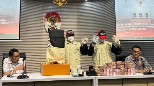 Foto: KPK Sita 5,3 Kg Emas di Kasus Suap Bea Cukai, PPATK Sebut Modus Klasik Koruptor. Sumber: Istimewa.