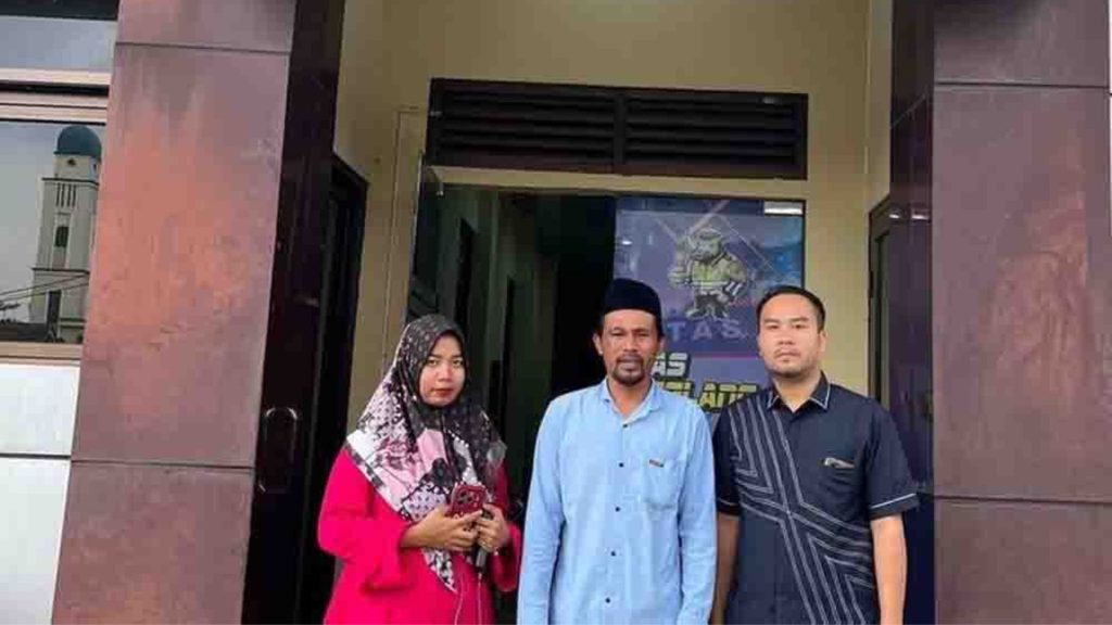 Gambar saat ini: Foto: Polda Banten Tegaskan Tukang Ojek Maksum Belum Jadi Tersangka Kasus Kecelakaan di Pandeglang. Sumber: Istimewa.