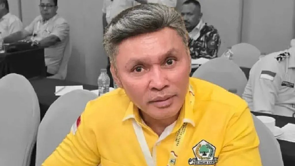 Gambar saat ini: Foto: Ketua DPC Partai Golkar Kabupaten Maluku Tenggara, Agrapinus Rumatora alias Nus Kei. Sumber: Istimewa.