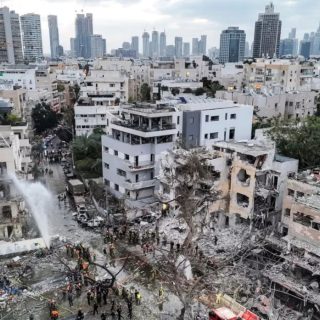 Foto: Bangunan hancur akibat serangan Israel ke Iran. Sumber: Istimewa.