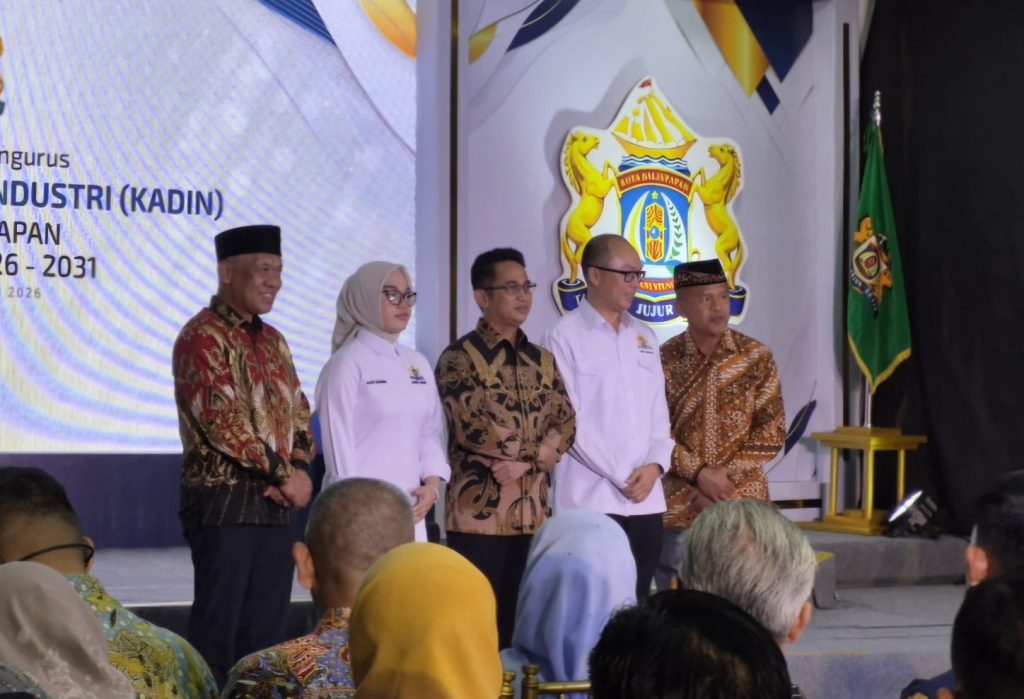 Gambar saat ini: Foto: Kadin Balikpapan Ditantang Percepat UMKM Naik Kelas dan Tarik Investasi di Era IKN. Sumber: Istimewa.